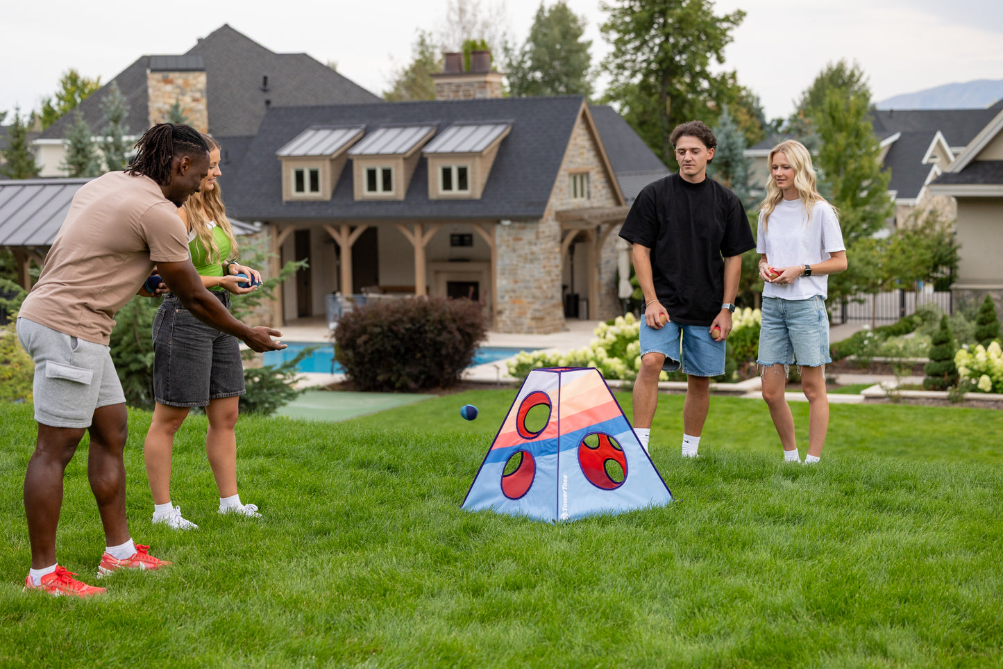 TowerToss — 360° Cornhole Garden Game